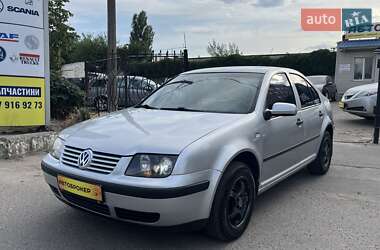 Седан Volkswagen Bora 2001 в Николаеве