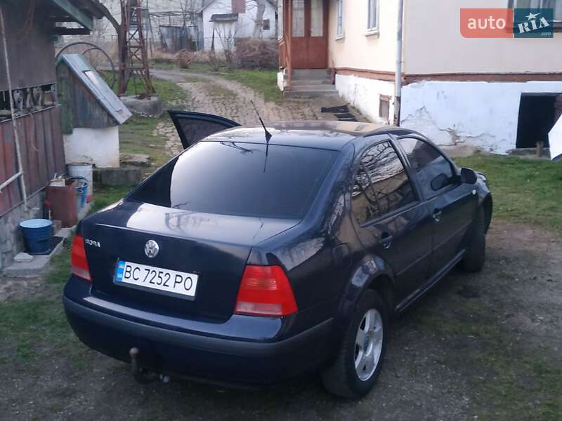 Седан Volkswagen Bora 1998 в Дрогобыче