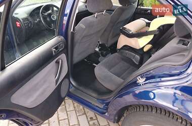 Седан Volkswagen Bora 1999 в 
