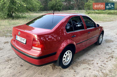 Седан Volkswagen Bora 2001 в 