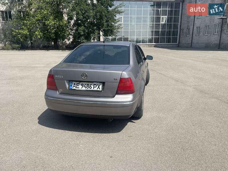 Седан Volkswagen Bora 2002 в Кривом Роге