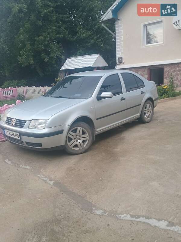 Седан Volkswagen Bora 2001 в 