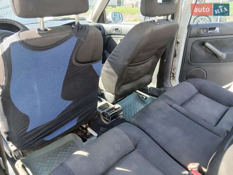 Седан Volkswagen Bora 2000 в Монастыриске