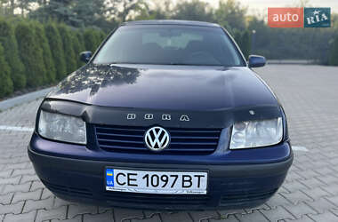 Седан Volkswagen Bora 1999 в Чернівцях