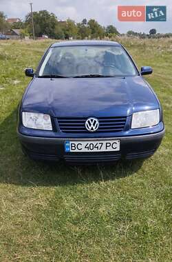 Седан Volkswagen Bora 2000 в Куликове
