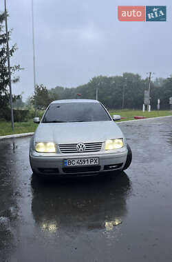 Седан Volkswagen Bora 1998 в Жидачові