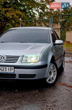 Седан Volkswagen Bora 2001 в Виннице