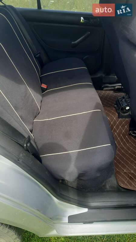 Седан Volkswagen Bora 2004 в Івано-Франківську