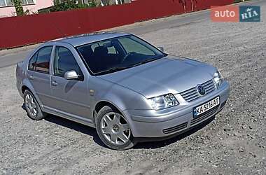 Седан Volkswagen Bora 1999 в Чорткове