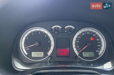 Седан Volkswagen Bora 2001 в  фото 25 Седан Volkswagen Bora 2001 в