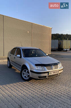 Седан Volkswagen Bora 2001 в Львове