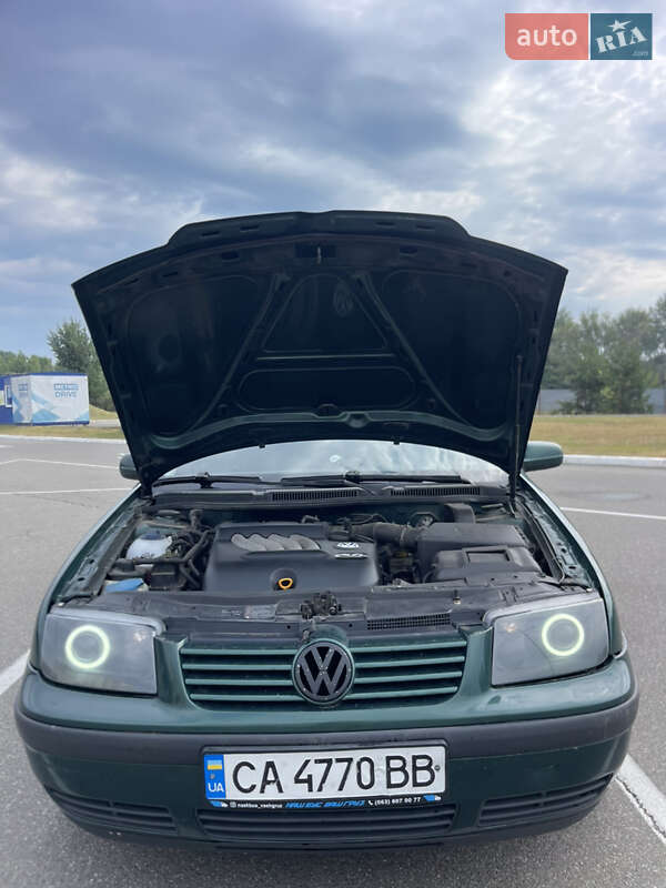 Седан Volkswagen Bora 2002 в Києві фото 27 Седан Volkswagen Bora 2002 в Києві