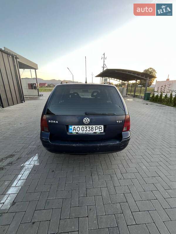 Універсал Volkswagen Bora 1999 в Буштино