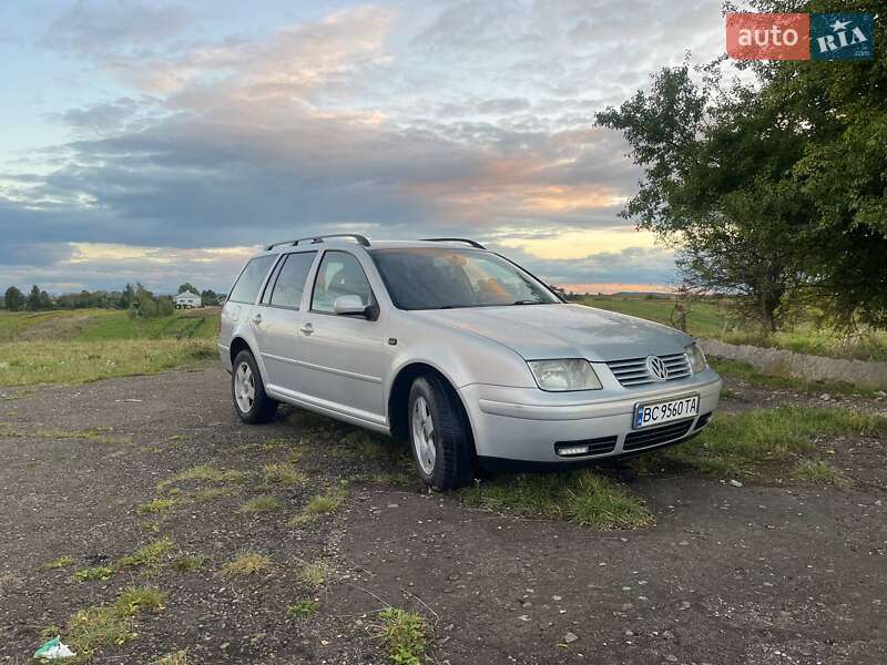 Универсал Volkswagen Bora 2000 в Городке