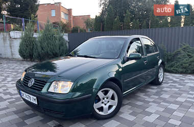 Седан Volkswagen Bora 1999 в Ровно