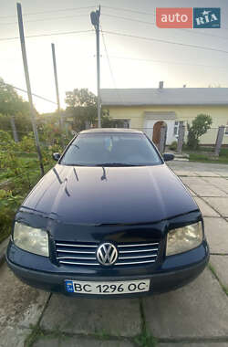 Седан Volkswagen Bora 2001 в Бориславе