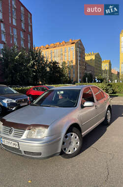 Седан Volkswagen Bora 2003 в Киеве