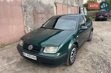 Седан Volkswagen Bora 2000 в Рава-Руській