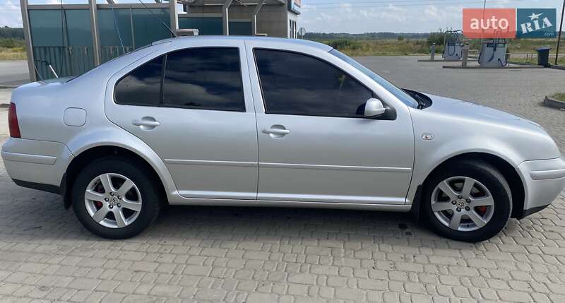Седан Volkswagen Bora 2000 в Костополе