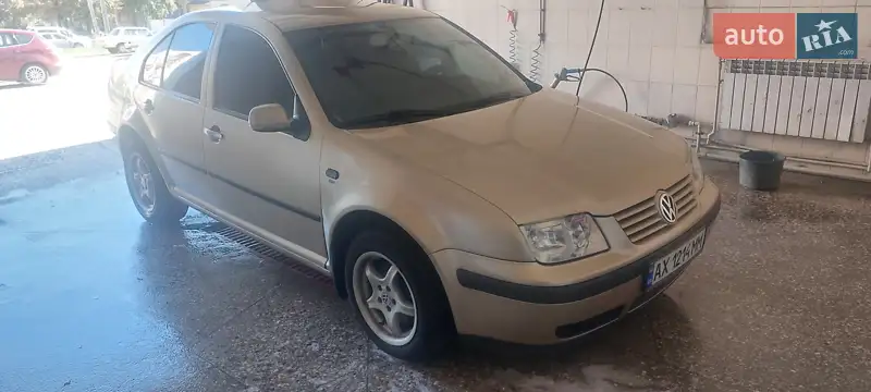 Volkswagen Bora 2002