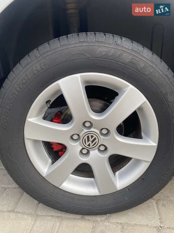 Седан Volkswagen Bora 2000 в Костополе