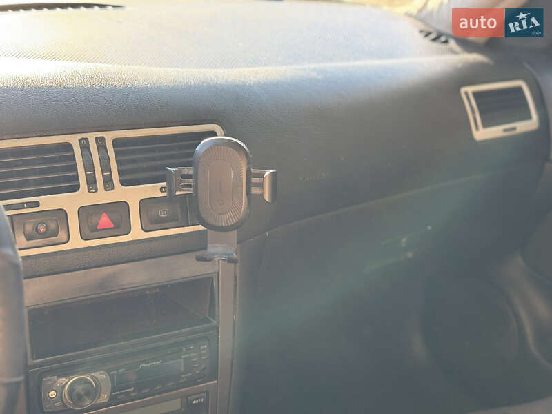 Седан Volkswagen Bora 2001 в Броварах