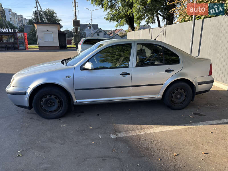 Седан Volkswagen Bora 2001 в Броварах
