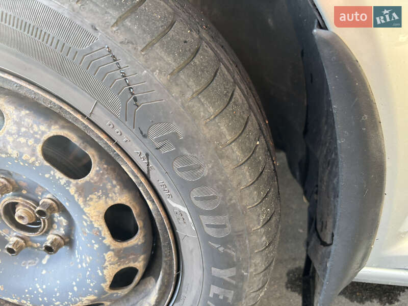 Седан Volkswagen Bora 2001 в Броварах