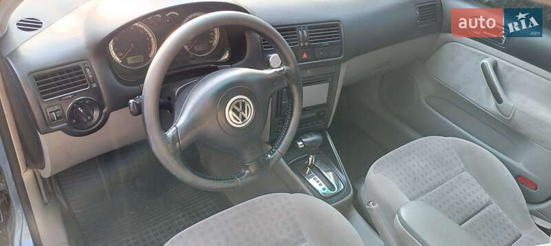 Седан Volkswagen Bora 2003 в Дніпрі