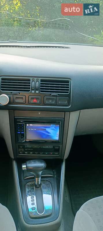 Седан Volkswagen Bora 2003 в Дніпрі