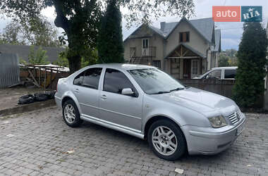 Седан Volkswagen Bora 1999 в Черновцах