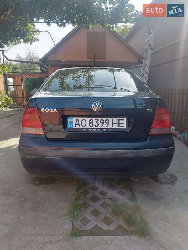 Седан Volkswagen Bora 2000 в Берегово