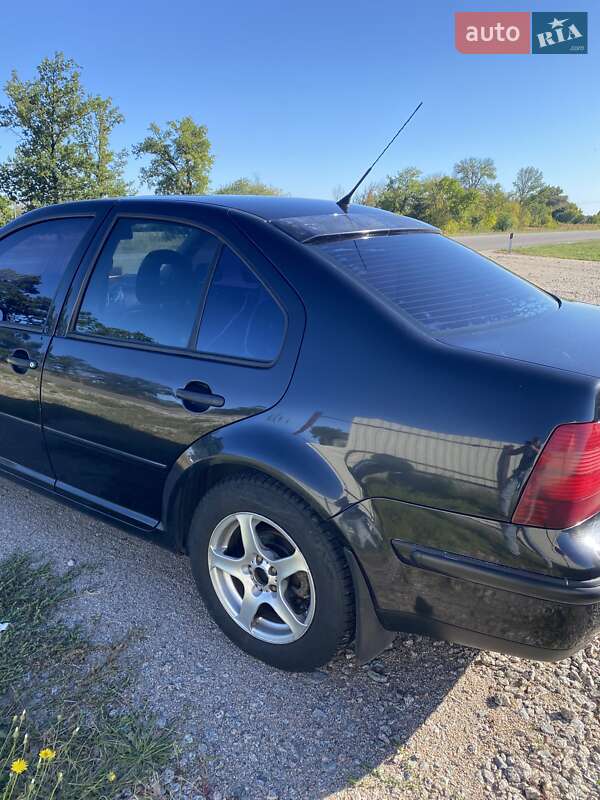 Седан Volkswagen Bora 2001 в Ржищеві