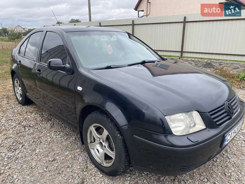 Седан Volkswagen Bora 2001 в Ржищеві