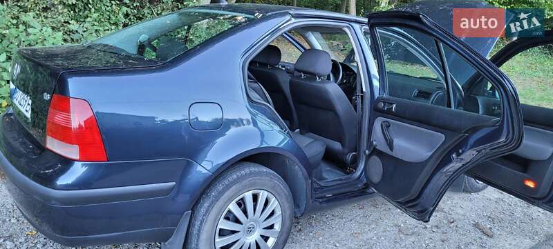 Седан Volkswagen Bora 2004 в Тернополе