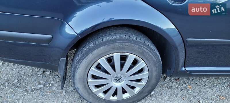 Седан Volkswagen Bora 2004 в Тернополе