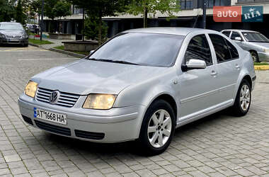 Седан Volkswagen Bora 2001 в Ивано-Франковске