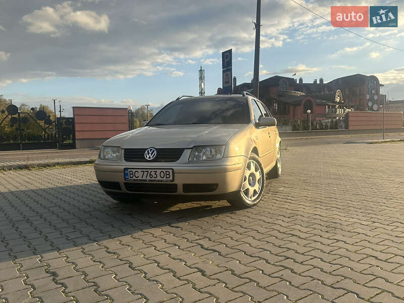 Volkswagen Bora 2001