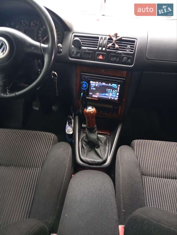 Седан Volkswagen Bora 1998 в Хмельницькому