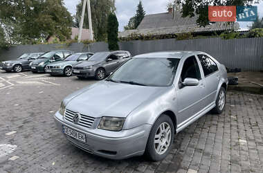 Седан Volkswagen Bora 1999 в Черновцах