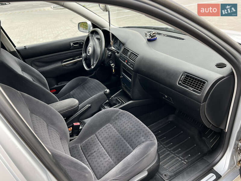 Седан Volkswagen Bora 2002 в Дніпрі фото 11 Седан Volkswagen Bora 2002 в Дніпрі