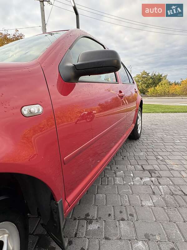 Седан Volkswagen Bora 2001 в Киеве фото 7 Седан Volkswagen Bora 2001 в Киеве
