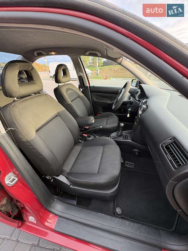 Седан Volkswagen Bora 2001 в Киеве фото 19 Седан Volkswagen Bora 2001 в Киеве