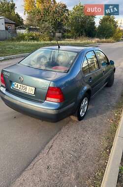 Седан Volkswagen Bora 2000 в 
