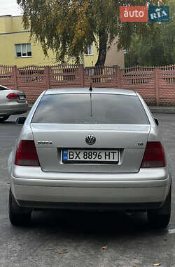 Седан Volkswagen Bora 2002 в  фото 7 Седан Volkswagen Bora 2002 в