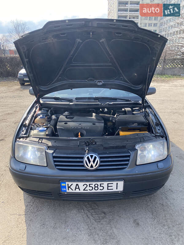 Седан Volkswagen Bora 2000 в Києві фото 16 Седан Volkswagen Bora 2000 в Києві