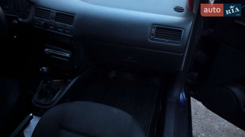 Седан Volkswagen Bora 2001 в Демидовке фото 6 Седан Volkswagen Bora 2001 в Демидовке