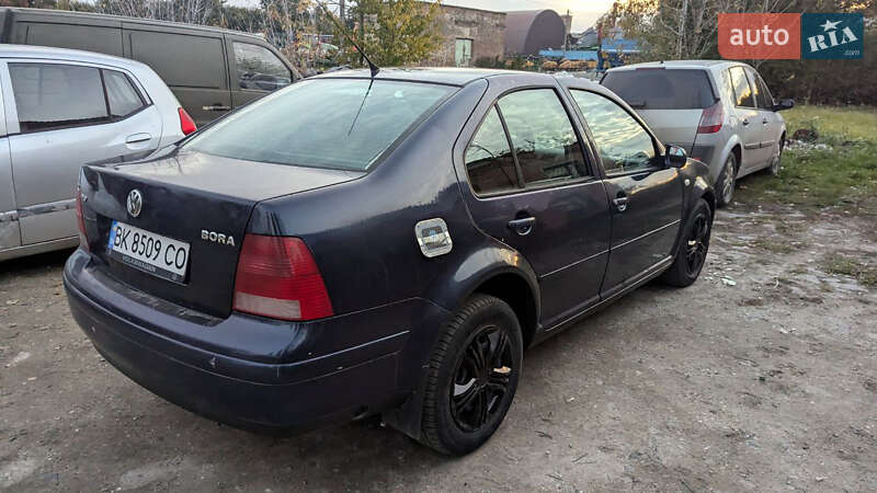 Седан Volkswagen Bora 2001 в Демидовке фото 22 Седан Volkswagen Bora 2001 в Демидовке