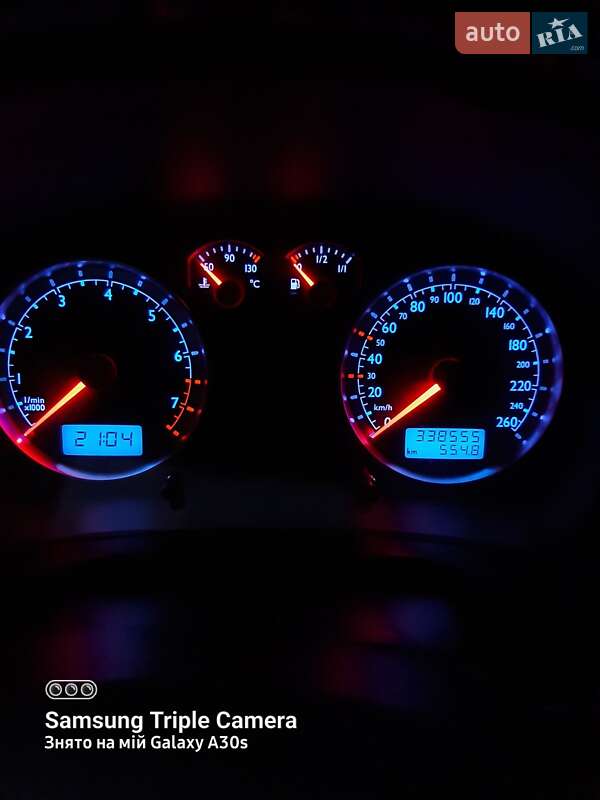 Універсал Volkswagen Bora 2000 в Острозі