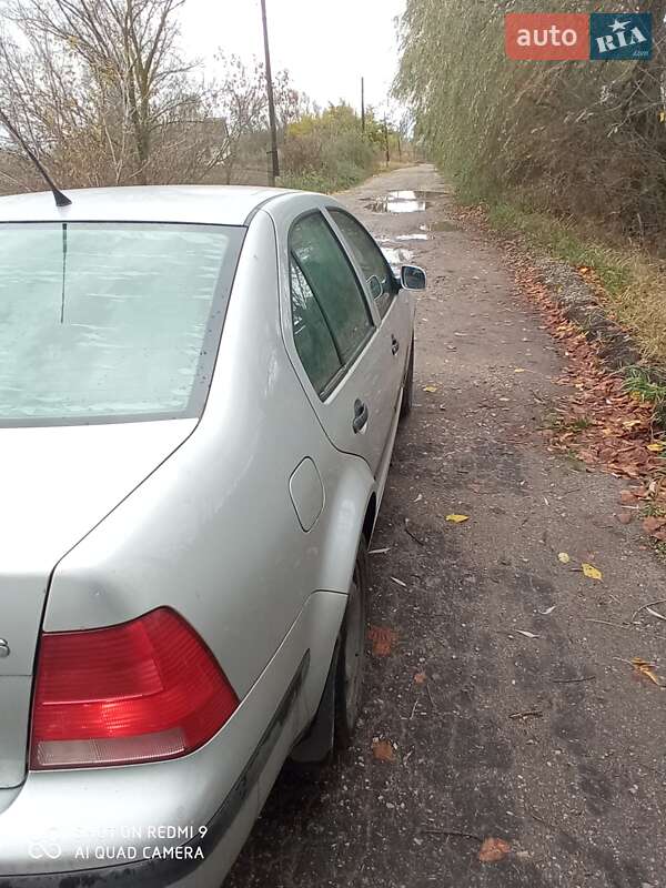 Седан Volkswagen Bora 2004 в Киеве фото 11 Седан Volkswagen Bora 2004 в Киеве